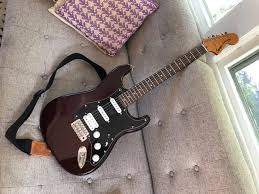 From modest beginnings as a producer of strings for guitars and other string instruments, the squier brand, purchased by fender musical instruments corporation in 1965, was reborn as a brand of economical versions of fender's original electric guitars and electric bass guitars. Fender Squier Classic Vibe 70s Stratocaster Hss Guitar Review