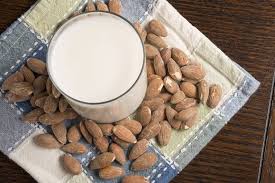 Woran Erkennt Man Ob Pflanzliche Milch Schlecht Ist Fit For Fun Wissen