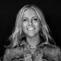 Lindsay Lou Jennings