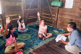 0 ratings0% found this document useful (0 votes). Ini Strateginya Agar Siswa Miskin Bisa Tetap Sekolah Sampai Kuliah Bisa Dicontoh