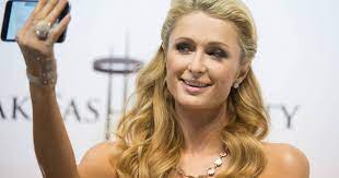 Play along with guitar, ukulele, or piano with interactive chords and diagrams. Paris Hilton Is Weer Vrijgezel Show Bd Nl