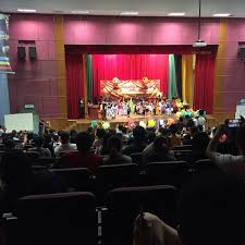 Kerajaan barisan nasional (bn) juga pernah memberi peruntukan kepada kolej universiti tunku abdul rahman (kutar) yang bukan universiti awam, antara rm30 juta dan rm69.25 juta dalam. Photos At New Era University College æ–°çºªå…ƒå¤§å­¦å­¦é™¢ Community College