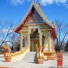 The country has many different types of religions, and there are certain rules of etiquette to adhere to when visiting. Columbus Oh Colorful Buddhist Temple