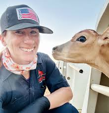 Two veterinarians, hundreds of miles apart, solved a cow sickness whodunit  • Iowa Capital Dispatch