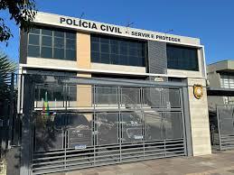 Mulher é morta a facadas no RS; suspeito foi preso após filho da vítima acionar polícia