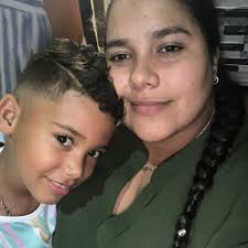 Juego de comedor Sara 6 sillas Madera robles-brasileño 5 años de garantía