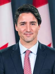 Is It Just Me…..???? : r/TheCrownNetflix