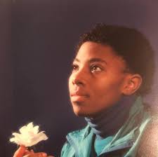 Sonya Elmore's Instagram, Twitter & Facebook