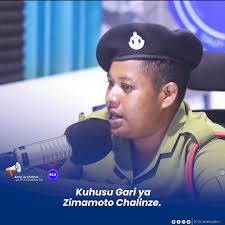 Zimamoto na Uokoaji Chalinze wakitoa ufafanuzi wa Gari yao ya Uokozi.