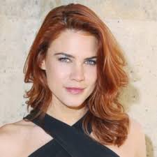 Zara Bucket Bag with Metal Handle worn by Sally Spectra (Courtney Hope) as  seen