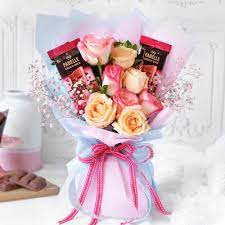 You have successfully been added to www.flowers2moscow.com's email list. Chocolates And Flower Bouquets Flowers With Chocolates Delivery