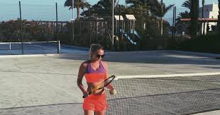 The smell of tennis courts is really quite something. 9 Free Tennis Courts In Vancouver To Get Competitive With Your Bff Before Summer Ends Narcity