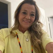 Ian Whiffin just took his oath seriously. I think we are so used to trashy  CW witnesses lying, it's baffling to us that he is telling the truth under  oath. He admits