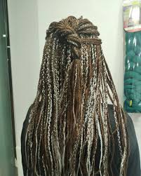 Degisimi Sevenler Icin Afrika Orgusu Eylulkuafor Com Afrikaorgusu Afrodalgasi Afrikaorgusuantalya Afrikaorgu Orgulu Sac Stilleri Kuaforler Sac