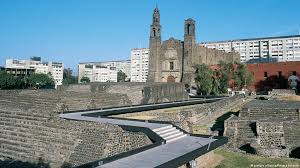 Built on an island on lake texcoco, it had a system of canals and causeways that supplied the hundreds of thousands of people. Aztekisches Spielfeld In Mexiko Entdeckt Dw Reise Dw 08 06 2017