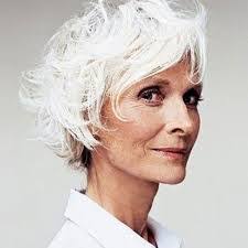 Coupe courte cheveux fin : Cheveux Gris Cheveux Blancs On Les Garde Ou Pas