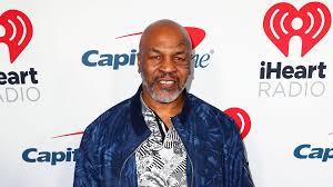 Follow the vibe and change your wallpaper every day! 1000 Dates Mike Tyson Kampft Mit Fantreffen Gegen Pleite Promiflash De