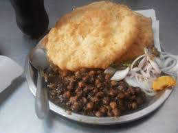 Pin On Chole Bature Chana Bhatura Chhole Bhature