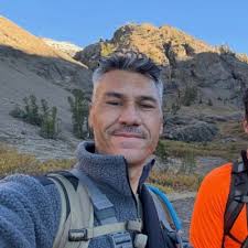 Why deck screws are bad for fence brackets