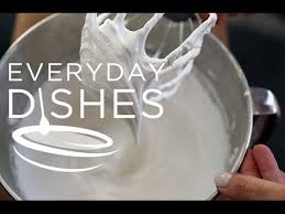 Whisk together cream cheese, butter, powdered sugar, and cinnamon (to taste) until. How To Make Fluffy Boiled White Icing Youtube