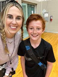 Denise Carney's Instagram, Twitter & Facebook