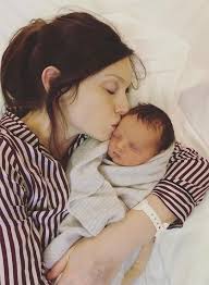 Sophie is mother to four sons; Family Info For Sophie Ellis Bextor And Her 5 Children Madeformums