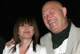 This guy! I absolutely loved him. Died way too young from cancer. Benjamin  Hugg