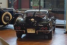With seven speeds, the shifter gate gets confusing in its top gears. Chevrolet Corvette C2 Wikipedia