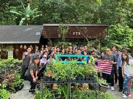 Malaysia consists of two parts, which could hardly be any more different and are separated from each other by the south china sea. 7 Local Organisations Societies That You Can Volunteer At For Good Karma