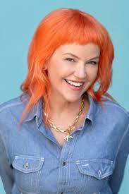 Kate Finan's Instagram, Twitter & Facebook