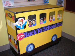 Classroom Library Display It Check Out Dayton Metro Library S Great Website Dayton Metro Library Library Displays Fall Library Displays School Bus