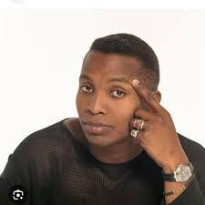 Arthur Felder's Instagram, Twitter & Facebook