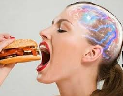 ये खाद्य पदार्थ मस्तिष्क के लिए बहुत हानिकारक हैं