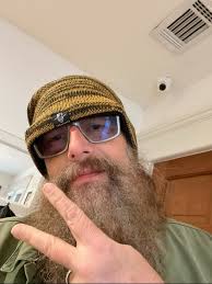 Late October 2023 ….. Maybe now it's time to spare it with you thanks to  Karen O'Toole I hope you will agree Karen now it was time to share To  follow his