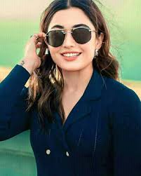 This lady..love her! Yasmine Sahid