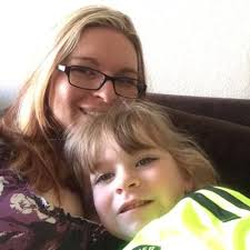 Katie Ochoa (@resilient_mom)