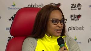 Collant do ouro de Rebeca Andrade no Mundial é criação de Jade Barbosa