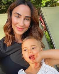 Sarah Lamay's Instagram, Twitter & Facebook