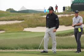 Phil michelson has enjoyed a highly successful career on the golf course, and his efforts have translated into millions in his bank accounts. Phil Mickelson Net Worth Is 375 Million Updated For 2020