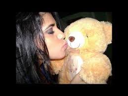 Dani Stephany's Instagram, Twitter & Facebook