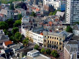 Er kan echter maar één omroep een lokale uitzendlicentie krijgen voor de stad utrecht. Drilling For Geothermal Research At Utrecht Netherlands