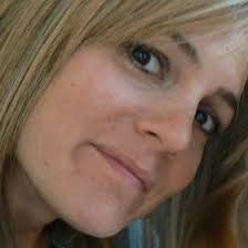 Estelle Stephens's Instagram, Twitter & Facebook