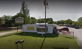 This Enormous Warehouse Of Used Books In Missouri Will Be Your New Favorite Destination Missouri Books To Buy Used Books