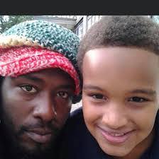 Julian Harris's Instagram, Twitter & Facebook