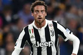 Italian midfielder who joined juventus in 2006 and became part of the italian national team in 2009. Trotz Vertrag Bis 2020 Claudio Marchisio Verlasst Juventus Turin Goal Com