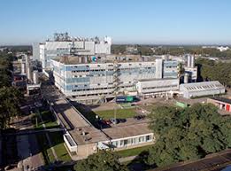 It was a centre of the peat colonies (veenkolonien) established in the 19th century to convert the surrounding peat fields to agricultural use. Dsm Ausbau Bei Thermoplastischen Copolyestern In Emmen Kunststoffweb