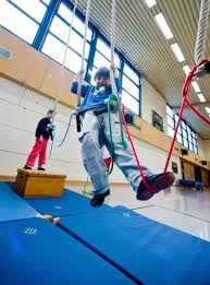 Ersatz Fur Sprossenwand Kinderturnen Turnen Mit Kindern Mutter Kind Turnen