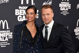 Doch christina hat offenbar noch etwas hemmungen «schwyzerdütsch» zu. Let S Dance 2019 Oliver Pocher Und Amira Aly Uber Tanzerin Christina Luft Mopo De
