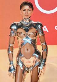 Zendaya Nude Photos & Videos | Dune Actress Leaked