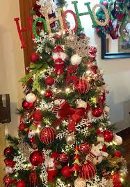 Red Green And Gold Christmas Tree Green Christmas Tree Decorations Gold Christmas Decorations Red And Gold Christmas Tree